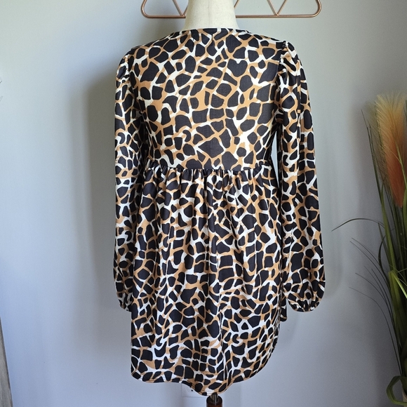 ASOS Design, New Oversized Long Blouson Sleeve Animal Print Mini Dress Size 8 - Picture 9 of 14